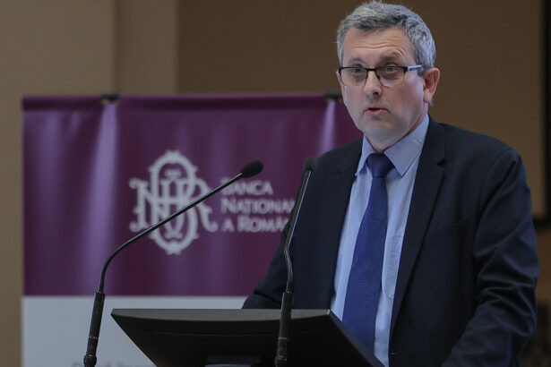 economistul sef al bnr avertizeaza asupra prudentei fiscale pe care ar fi trebuit sa o aplice guvernul patru principii incalcate 68403e1c918e8