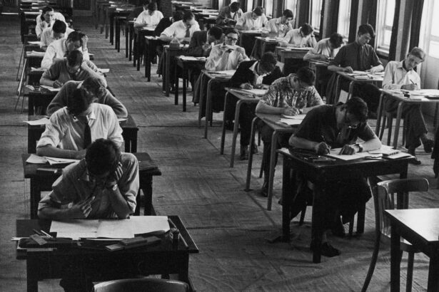 examenul de bacalaureat la 1888 s a intamplat ceva neasteptat am iesit intaiul cu media 9 86 cea mai mare medie obtinuta pana atunci la examen 684d8430e9d63