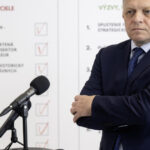 fico autoritarismul e mai eficient decat democratia din punct de vedere al economiei 6847d6a6bf869