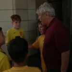 foto corespondenta din slovacia lucescu facem o poza te rog copiii au sarit pe selectionerul romaniei care a spus cinc 684d81795d25d