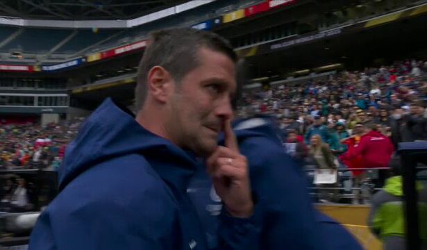 foto exclusiv cum a fost surprins cristi chivu imediat dupa ce s a terminat meciul lui inter de la mondialul cluburilor 68579cfd3ed30