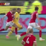 foto in ce minut l a introdus mircea lucescu pe alex mitrita in austria romania si ce a facut la doar trei minute de la intrarea sa 6844a5e6989a3