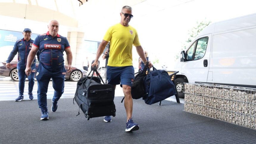 foto pancone ca arnold tricolorii u21 au ajuns in slovacia pentru europeanul u21 transmis de pro tv pro arena si voyo 6846e9f7c3876