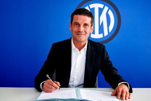 foto si video cristi chivu intra in ring obiectiv setat la inter ce le cere jucatorilor ce s a intamplat la parma 6847304eca2be