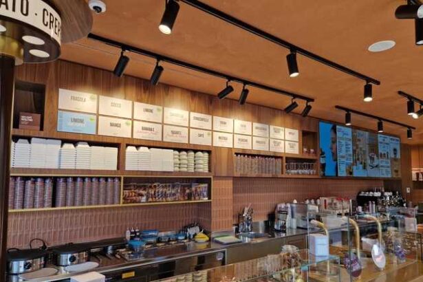 foto sphera franchise group inaugureaza prima unitate cioccolatitaliani in riccione italia 6855295e6eab8