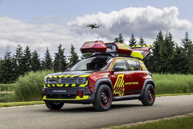 foto vision 4rescue un concept bazat pe modelul electric renault 4 pentru interventii de urgenta 684bac0b7b455