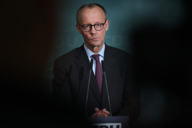 friedrich merz a mers in sua pentru prima intalnire cu donald trump mizele intrevederii 68415737967d0