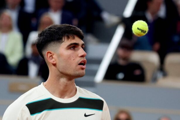 galerie foto abandon in semifinalele roland garros ce s a intamplat in meciul alcaraz musetti 68430e131c00a
