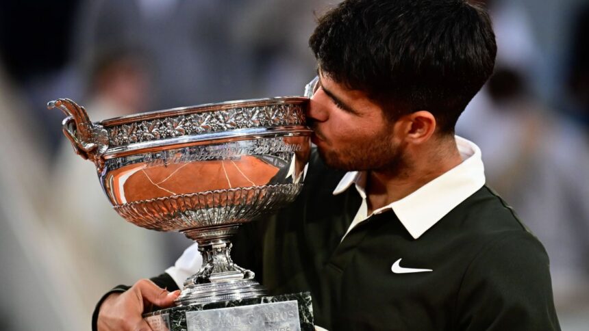 galerie foto carlos alcaraz stie deja ce va face cu cele 255 milioane de euro castigate la roland garros 2025 68473ad95c71a