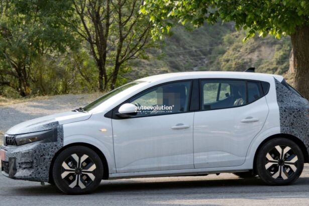galerie foto dacia pregateste o noua strategie sandero va avea un motor de ultima generatie cum va arata modelul 2026 686101cf01a6d