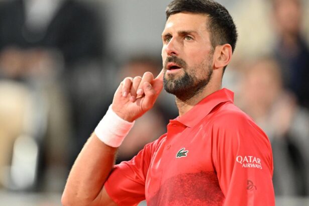 galerie foto djokovic rade la urma si rade mai bine reporterul care l a jignit gratuit scos din lot pentru wimbledon 2025 685a356c2eba3