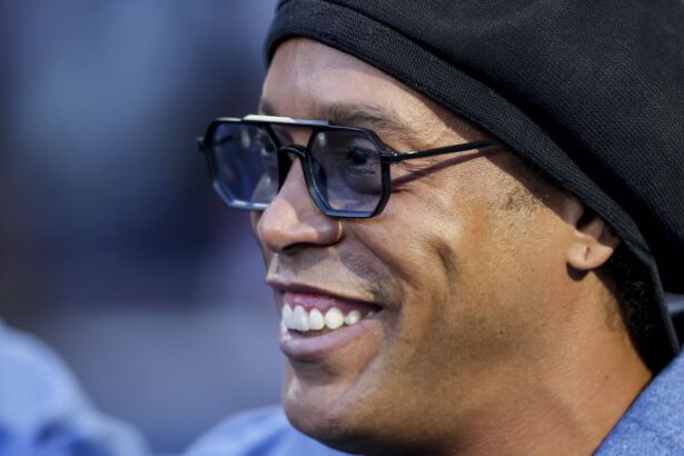 galerie foto nu le ar incapea trofeele in sala de la cluj varfurile de performanta atinse de ronaldinho friends vedetele de la sports festival pro are 684c418d2b4cd