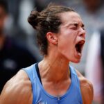 galerie foto pute a transpiratie frantuzoaica umilita pe teren e acum cenusareasa de la french open 6840133ecb4d3