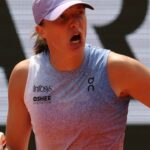 galerie foto razboi sabalenka swiatek pentru finala roland garros 2025 ce premiu isi va apropia castigatoarea 683f35b596050