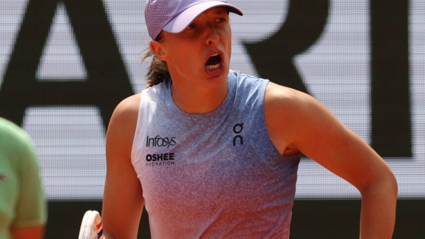 galerie foto razboi sabalenka swiatek pentru finala roland garros 2025 ce premiu isi va apropia castigatoarea 683f35b596050