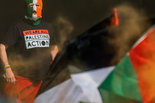 galerie foto scandal la festivalul glastonbury doua trupe au transmis mesaje anti israel pe scena organizatorii s au declarat ingroziti 686167c9a04b3