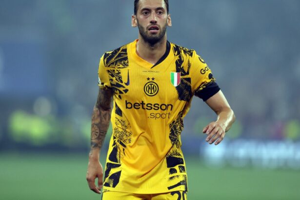 gata pleaca inter i a stabilit pretul lui calhanoglu si a gasit deja inlocuitorul la genoa toate cifrele afacerii 6862dc5d60d6f