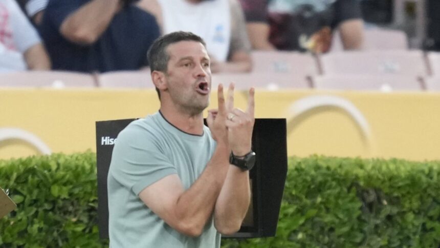 gazzetta dello sport a gasit doua mari probleme la interul lui cristi chivu copie la indigo a lasat mult de dorit 6857ab1ec0fa7