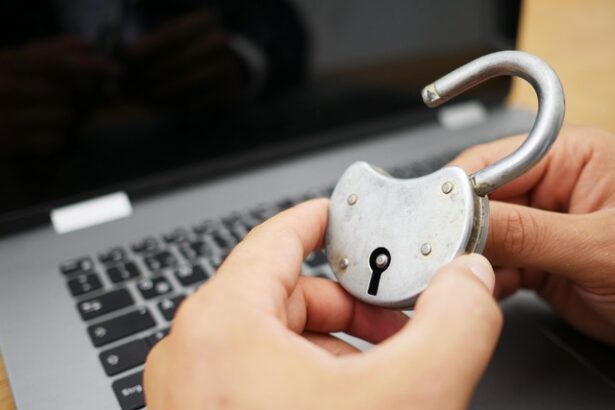 guvernantii vor ca 16 ani sa fie varsta majoratului online acces restrictionat la internet pana atunci 6849100db354b