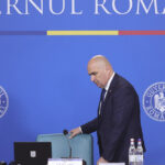 guvernul se intruneste in sedinta la palatul victoria ilie bolojan va anunta masurile de austeritate decise de executiv 685e7859e0d90