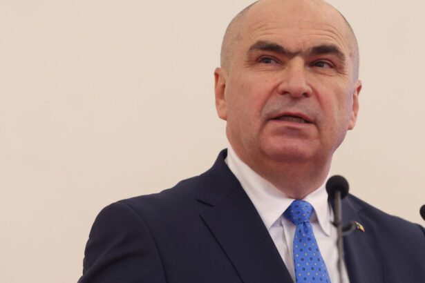 ilie bolojan anunta o intalnire cu o agentie de rating dupa discutiile cu alexandru nazare de la ministerul de finante 685ac37ae16f2