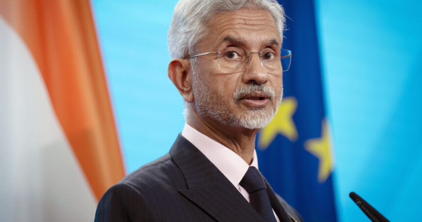 india este gata sa loveasca adanc in pakistan daca va fi provocata avertizeaza new delhi in contextul unui armistitiu fragil 68474d003a487