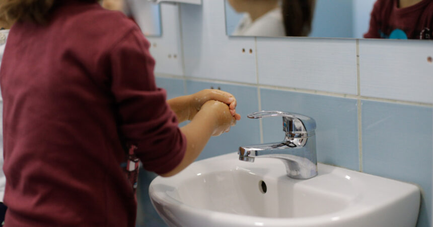 ins aproape 40 din populatia romaniei nu e conectata la sistemele de canalizare 685e5800c239d