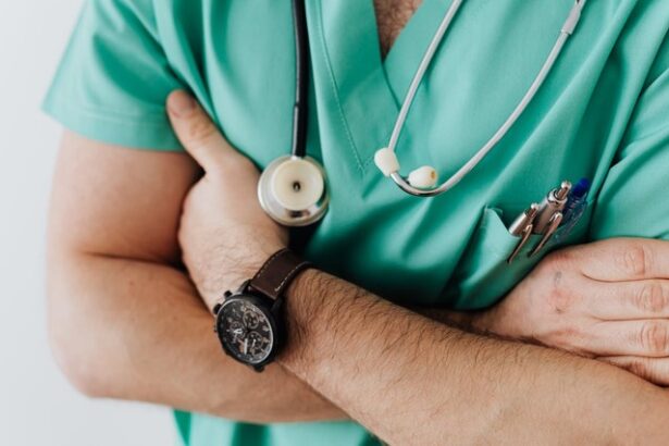 investigatie medicii britanici au folosit un software ai neomologat pentru a transcrie discutiile din timpul consultatiilor pacientilor 685a9982f356d