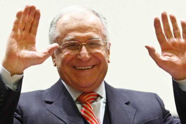 ion iliescu internat de urgenta la spitalul sri fostul presedinte al romaniei in stare grava 68481b052f464