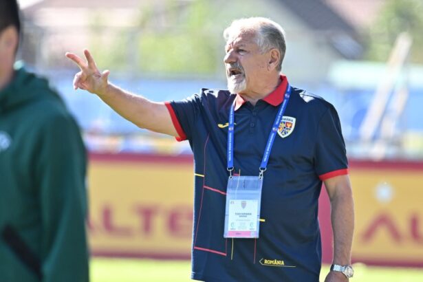 ion marin scut pentru mircea lucescu dupa gestul care a starnit controverse a facut foarte bine romania u19 joaca pe voyo 6858068d0c960