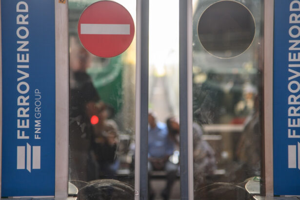 italia va fi blocata vineri din cauza unei greve generale in sectorul transporturilor nemultumirile angajatilor 68541a0df0b0d