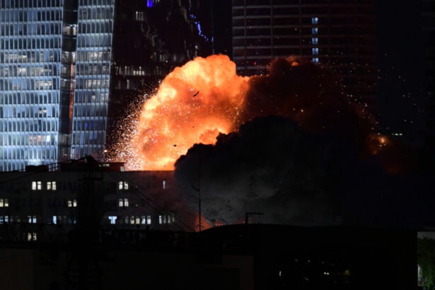 live text a doua noapte de bombardamente israelul este in razboi iranul isi rezerva dreptul de a raspunde decisiv 684d073378c8b