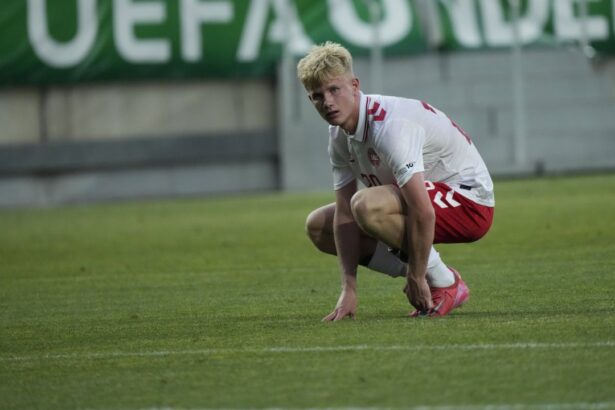 live video euro u19 danemarca muntenegru in grupa romaniei meci tare in giulesti 6850360a9f423