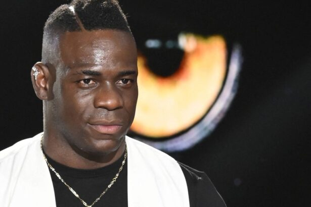 mario balotelli continua sa surprinda unde ajunge dupa despartirea de genoa 685e543f0e07e