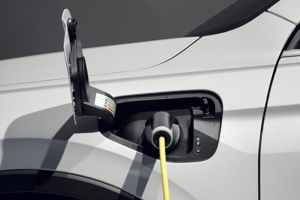 masinile phev ar putea sa devina istorie dupa ce mai multi constructori si au exprimat rezervele fata de viitorul acestei propulsii 68558f41baec2