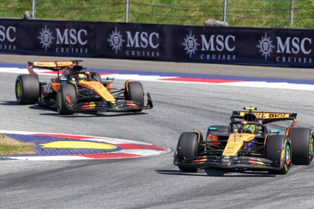 mclaren de neoprit norris si piastri s au distrat in mp al austriei cursa de cosmar pentru red bull racing 68615284cca08