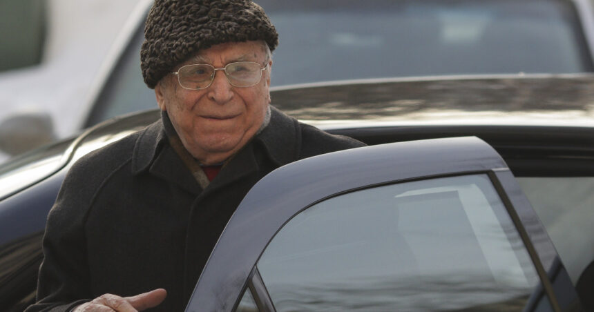 medicii de la spitalul sri spun ca ii administreaza lui ion iliescu un tratament complex care e starea fostului presedinte 684a85a373ce5