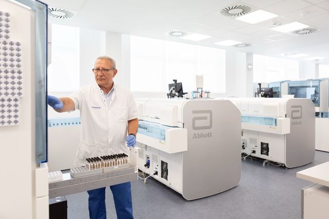 medlife a inaugurat un laborator automatizat in brasov investitie de peste 2 milioane euro 685182324b66c