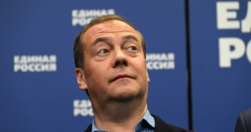 medvedev intervine in razboiul dintre trump si musk si se ofera sa medieze conflicul mesajul sarcastic al fostului presedinte rus 6842dda9a4627