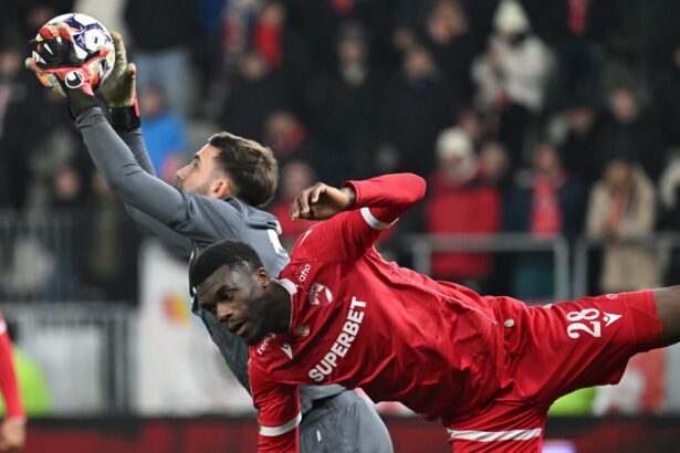 mesajul lui homawoo pentru fanii lui dinamo dupa ce s a inteles cu standard liege respect si recunostinta 6862e6f30e299