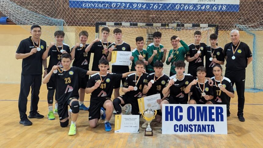 micii handbalisti de la hc omer au cucerit medaliile de argint ale campionatul national de juniori 3 683d6d8a4d0de