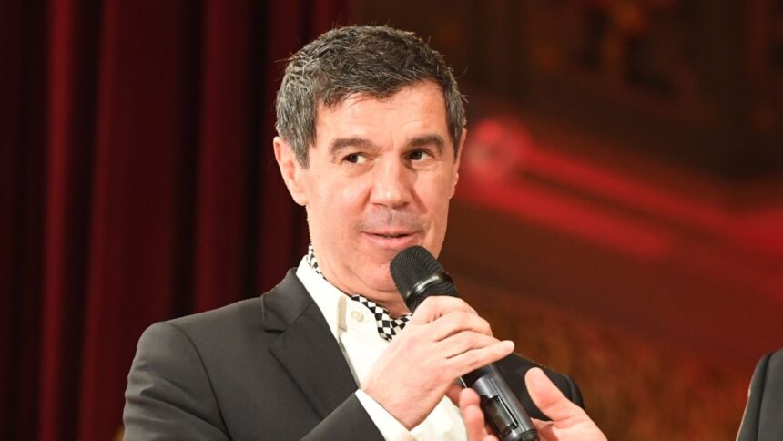 mihai leu ramane internat la fundeni comunicatul spitalului despre starea sa 685bd7e48d782