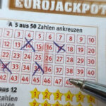 mii de oameni au crezut ca au devenit milionari jucand la loterie scandal de amploare in norvegia din cauza unei erori 6861876e3cebb