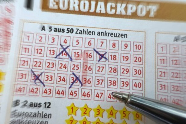 mii de oameni au crezut ca au devenit milionari jucand la loterie scandal de amploare in norvegia din cauza unei erori 6861876e3cebb