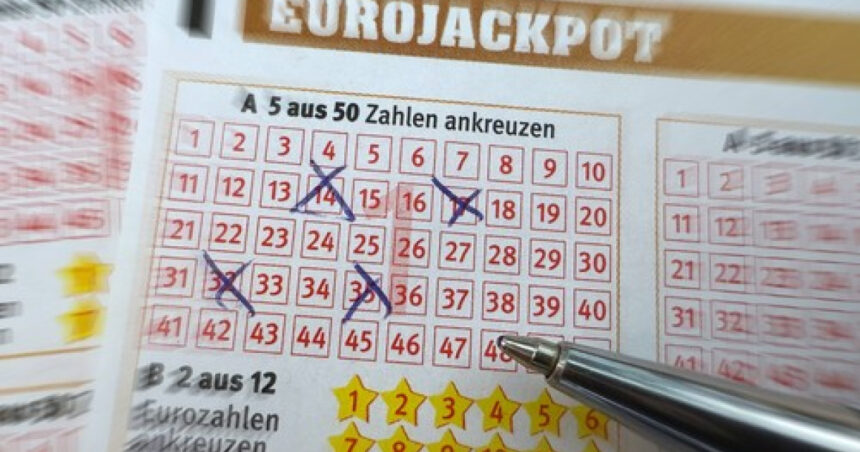 mii de oameni au crezut ca au devenit milionari jucand la loterie scandal de amploare in norvegia din cauza unei erori 6861876e3cebb