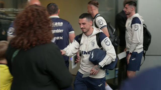 news alert tensiuni la sosirea nationalei in viena lucescu nervos pe organizatori ce s a intamplat 6841f878d02e2