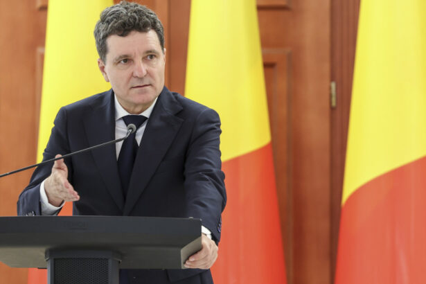 nicusor dan cheama joi toate partidele parlamentare la consultari la cotroceni pentru desemnarea premierului 6851885ee31ae