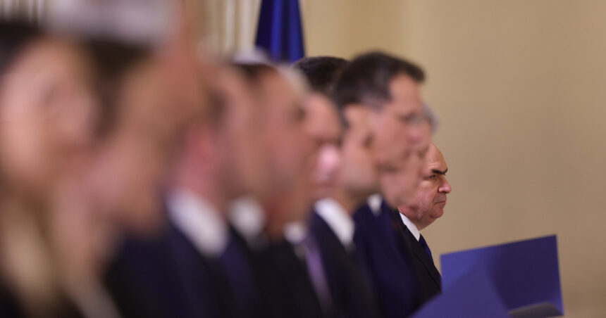 nicusor dan despre guvernul cu cinci vicepremieri cand o sa facem socoteala o sa fie mai putini oameni in aparat 685e6d2654bc0