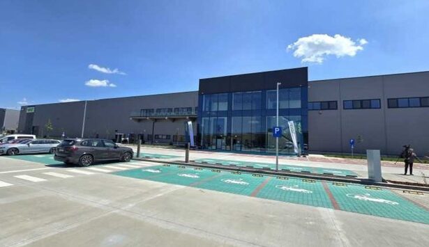 o fabrica elvetiana de tehnologii pentru industria electronicelor a fost inaugurata in arad 68403105f0efe