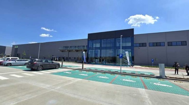 o fabrica elvetiana de tehnologii pentru industria electronicelor a fost inaugurata in arad 68403105f0efe
